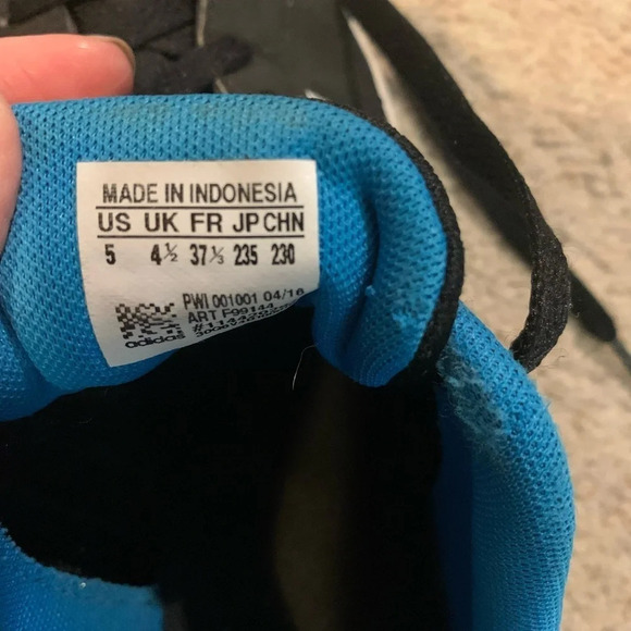 Adidas Trainers black with white stripes sneakers - Picture 2 of 3